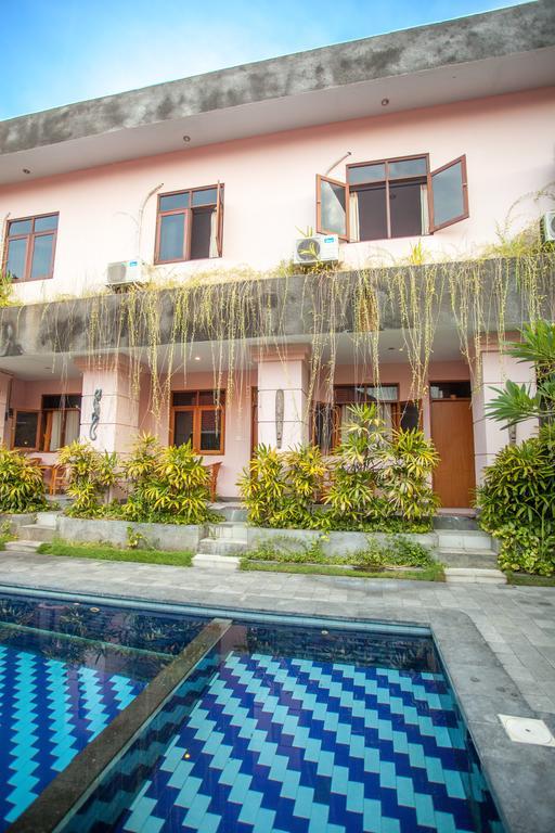 Funky Monkey Bali Hostel Kuta (Bali)