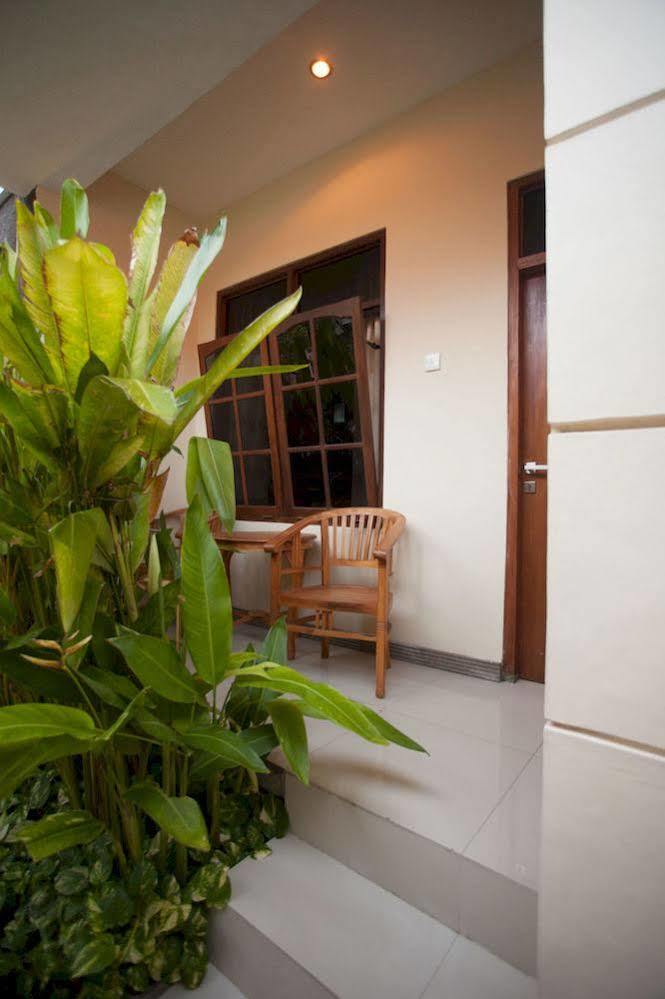 Hostel Funky Monkey Bali *