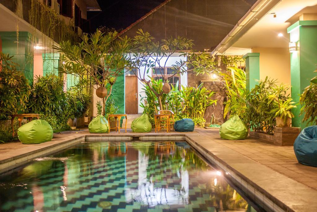 Funky Monkey Bali * Kuta (Bali)